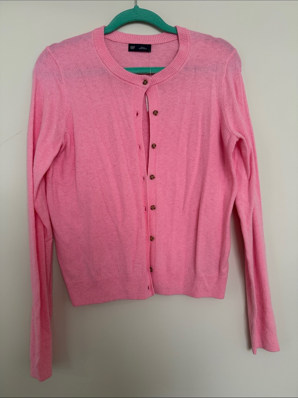 GAP Pink Women's Crewneck Button Cardigan